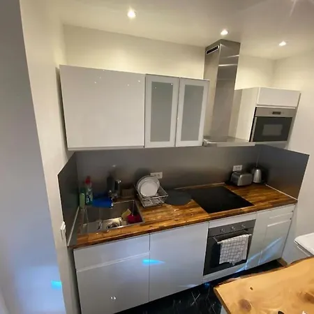 Flat A La Porte De Paris Apartment
